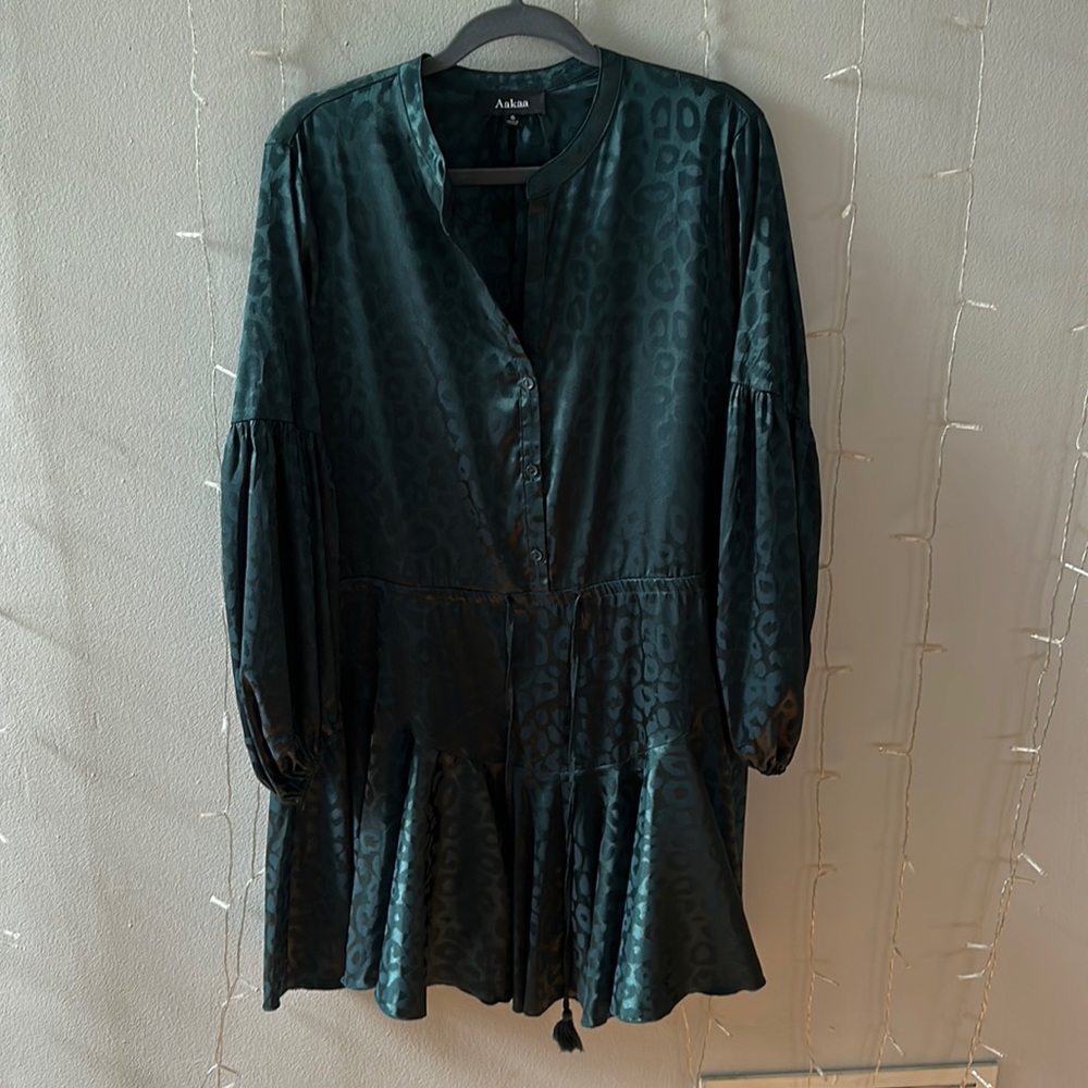 Small green leopard satin dress!